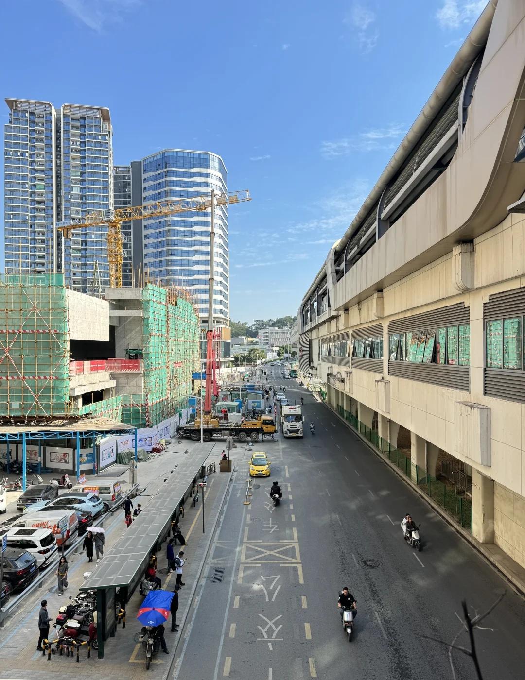 13号线上屋中转站进度 11.22
终于拍到清晰的深圳深圳地铁 13号线 上屋站