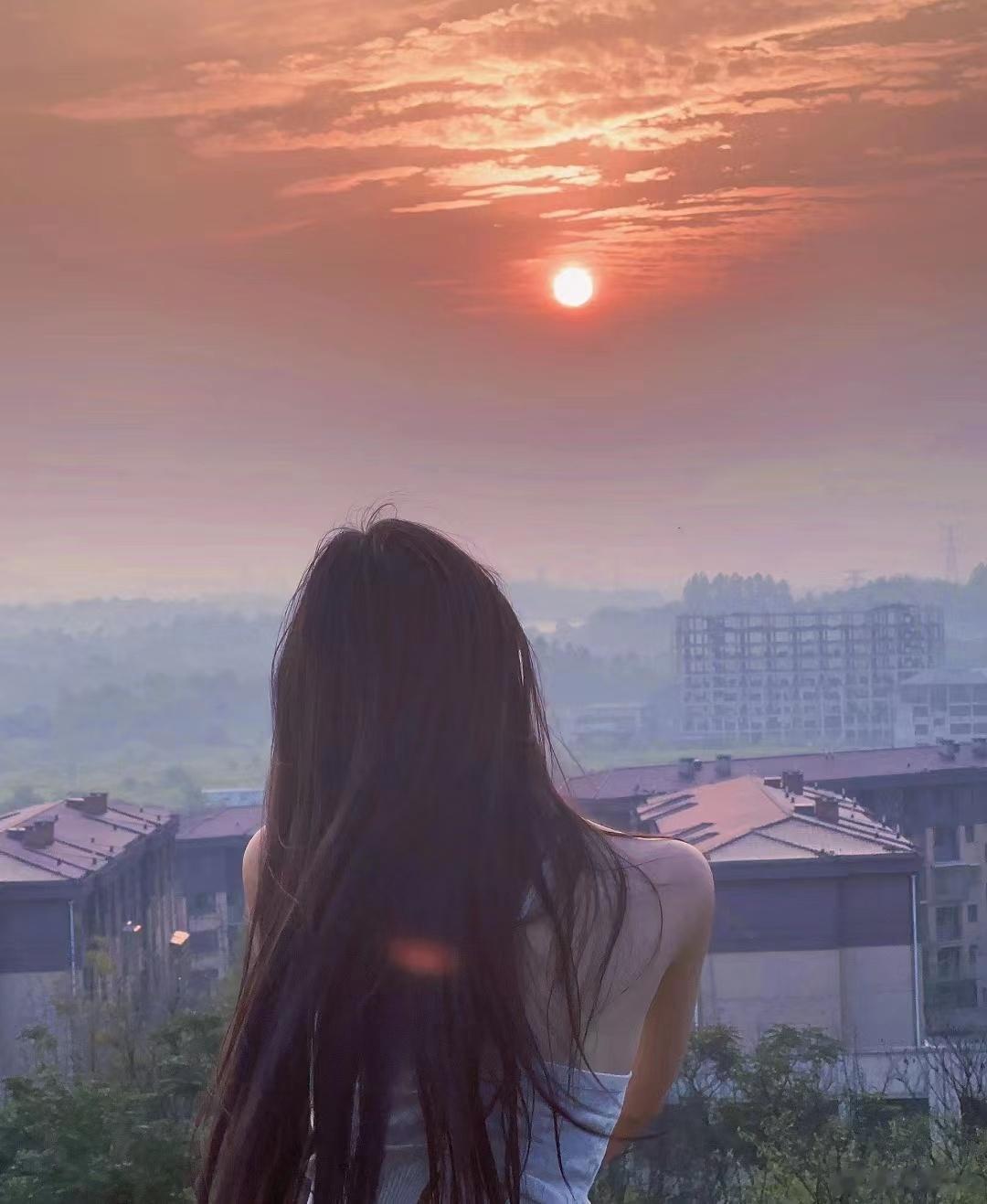 喜欢在黄昏下吗[赞啊][赞啊][赞啊] ​​​