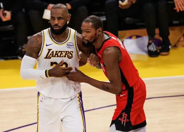 雷霆近半概率卫冕，湖人仅0.2%希望！ESPN却预言马刺夺冠

NBA最新夺冠概