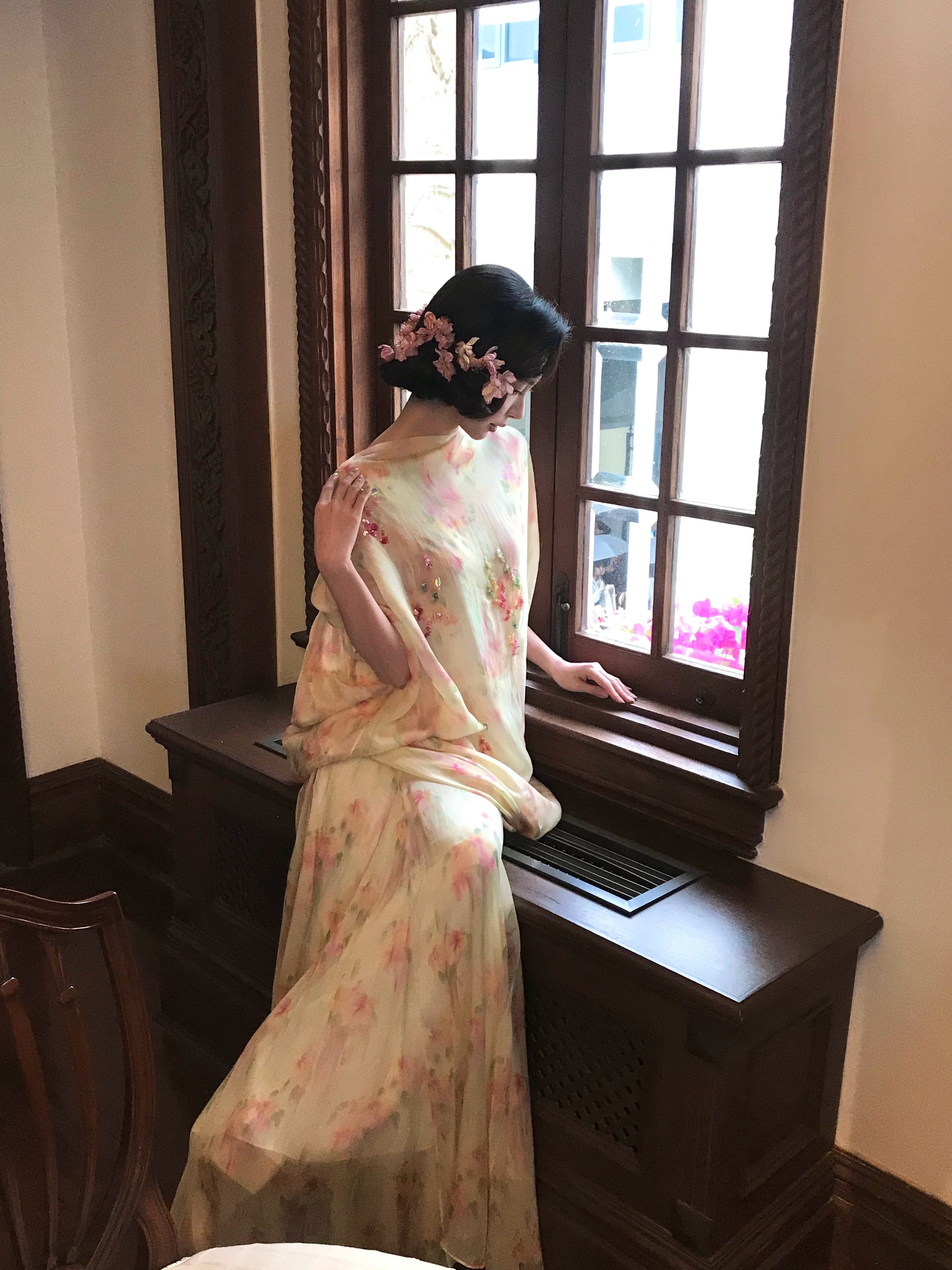 易梦玲审美回眸一笑百媚生啊 