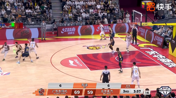 赵睿这一点防不住没事，防守继续断线就行。主要是进攻还要更好，目前来讲还差点意思。