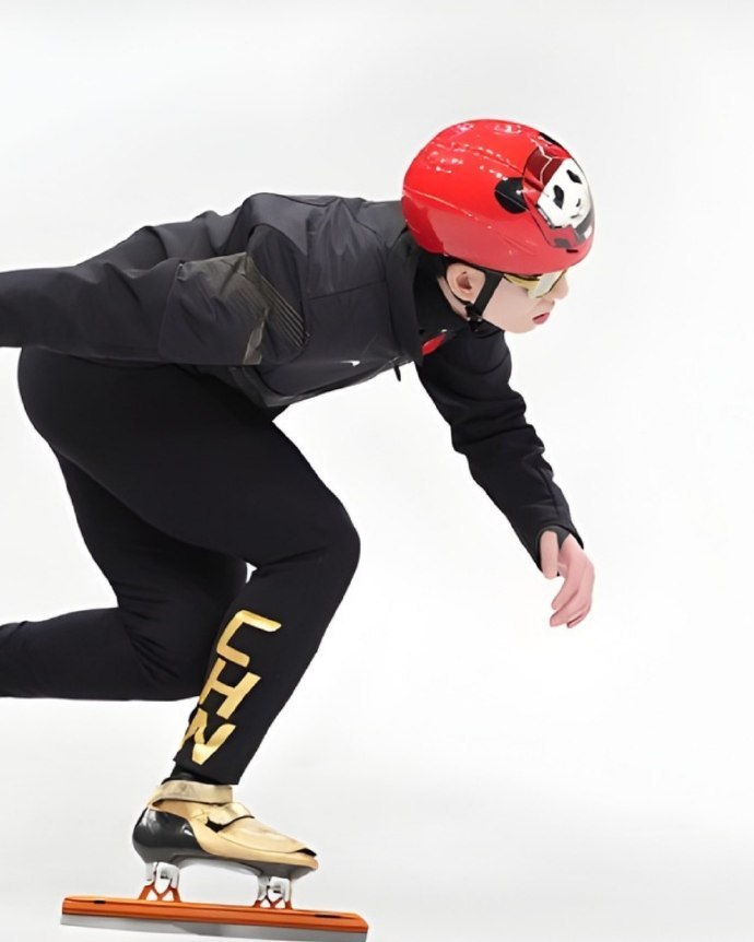 #中国短道速滑队米兰冬奥首秀##林孝埈刘少昂预赛#北京时间今日17:30，米兰冬