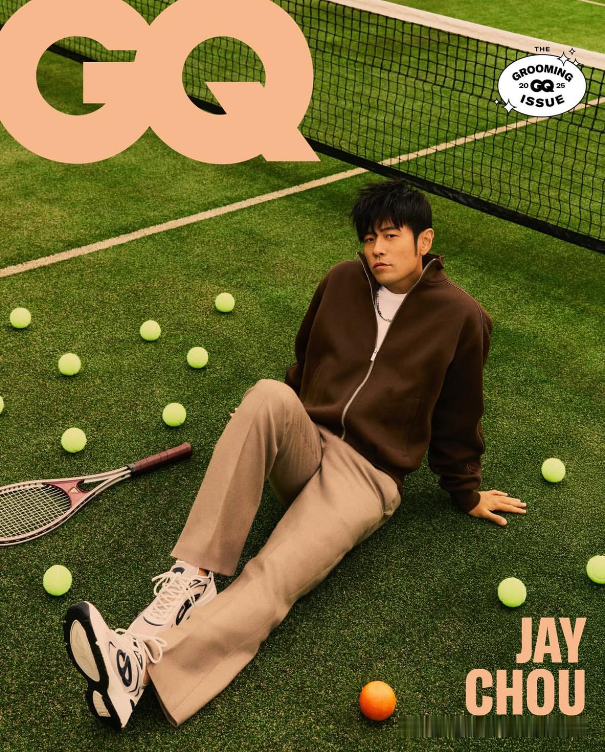 周杰伦登上中国台湾版《GQ》杂志9月/10月(金九银十合刊)封面人物🎾是网球主