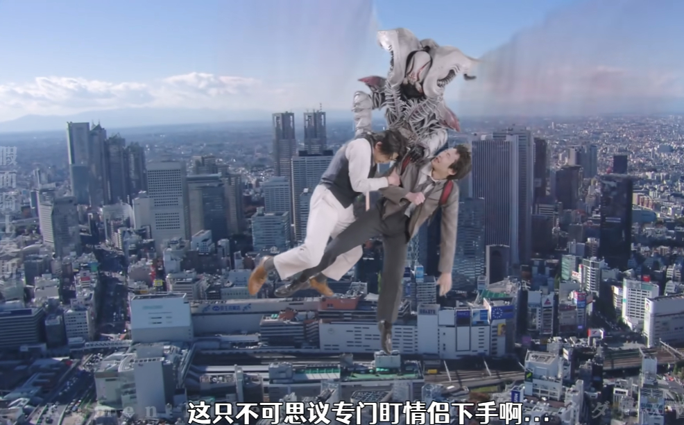 说难听点这集麦斯被误认为情侣这段就是个男同笑话远不及去年战队那边豪兽者大哥发癫，