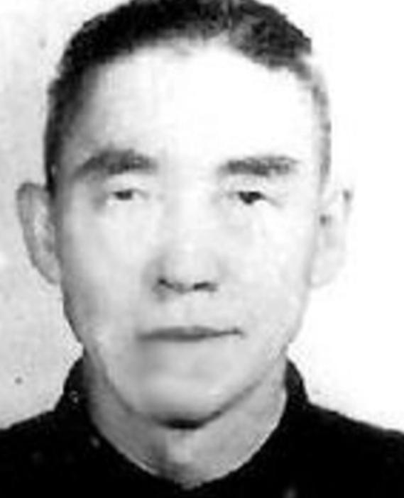 1949年，接管上海的山东干部走进旧财政局，发现对面交接的国民党局长，竟是潜伏了