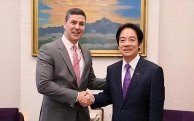 第二个立陶宛出现了？主动邀请赖清德访问，中国68年的友谊喂了狗。你有没有想过，一