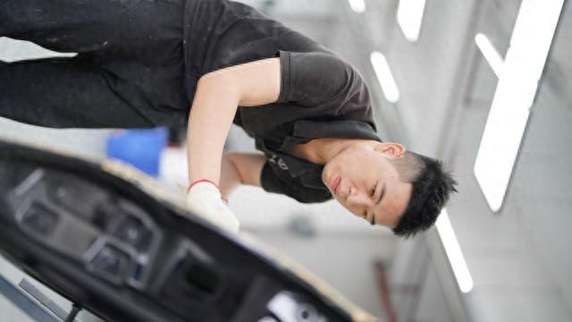 奔驰汽车专修与修理技术深度解析