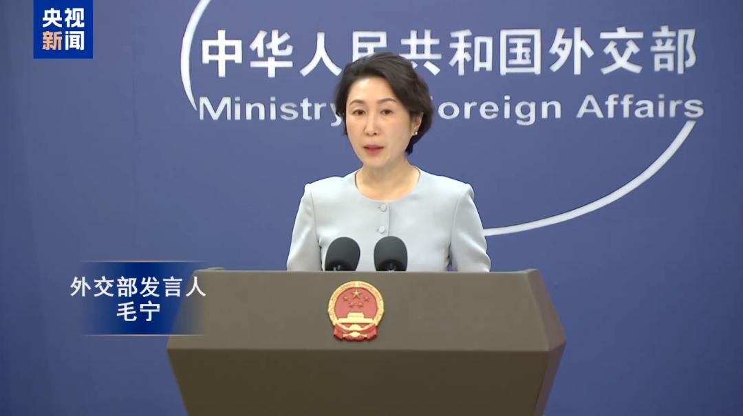 1月12日，特朗普在白宫签署一份颇具针对性的总统令，矛头直指与伊朗保持贸易往来的