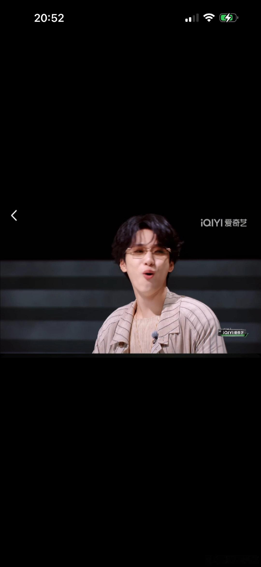 严浩翔看杜海涛哭的反应 说唱巅峰对决2026 严浩翔的反应好可爱啊，看杜海涛哭了
