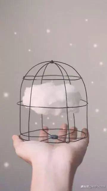 人生没有四季，只有两季。努力就是旺季，不努力就是淡季！ ​​​