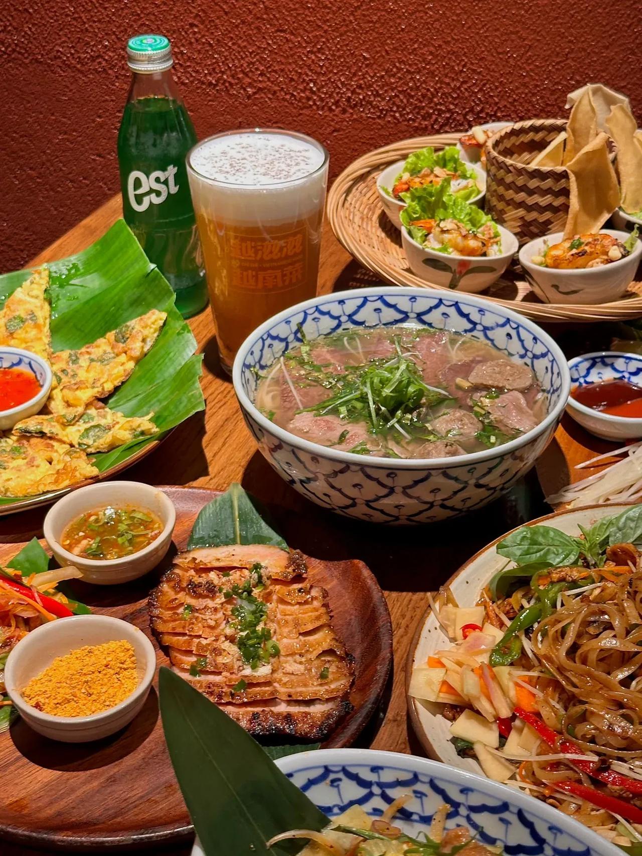成都📍我私藏的越南秋冬小食堂！！好好吃💕

店不大但是分区和私密感却很让人舒