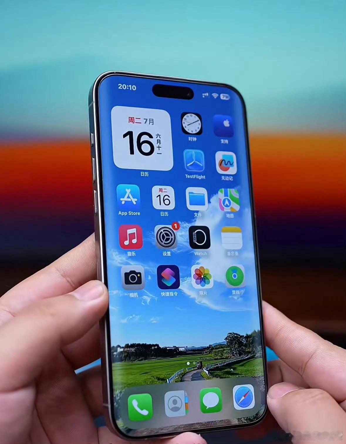 首款曲面iPhone 各家都开始从曲面屏转到直屏了，苹果怎么又想起要做曲面屏的？