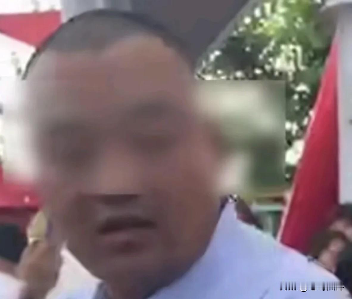 “我就是插队了，插队就是我，你能怎么着？”见过嚣张的，还没见过这么嚣张的。8月8