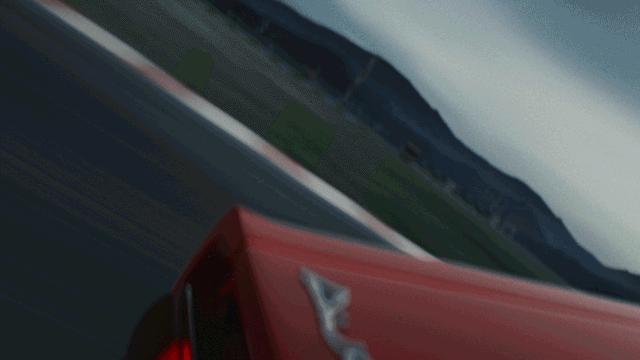 阿祖上了点科技 当吴彦祖驾驭着奥迪 Audi 100 Coupé S驶入光影，经