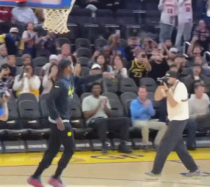 希望核磁共振有好结果，愿巴特勒没事！早日回归~金州勇士