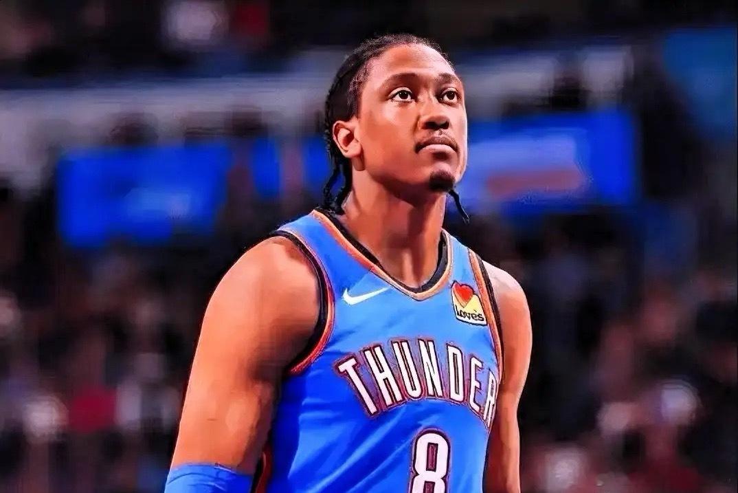 杰威一回来，雷霆不会打球了！在今日雷霆对阵太阳的比赛中，雷霆二当家迎来赛季首秀，