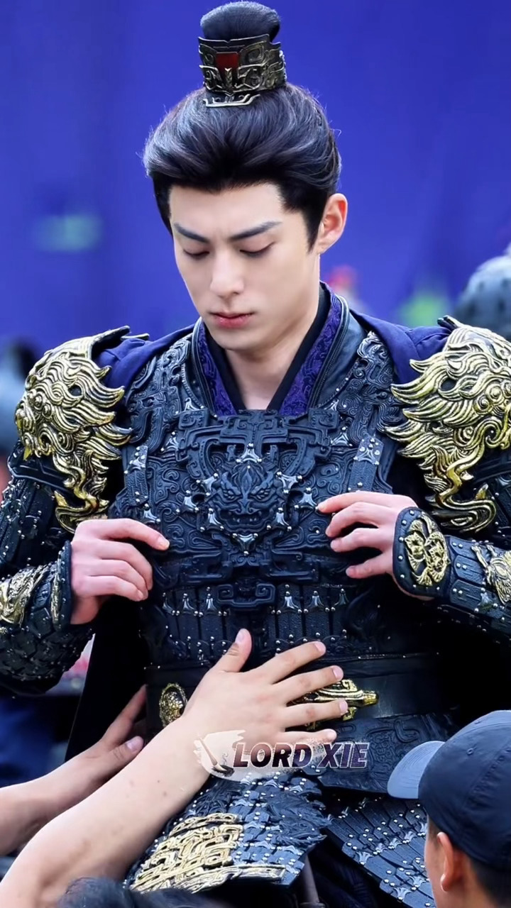 很像上学前调书包背带（cr📕Lord Xie🃏 
