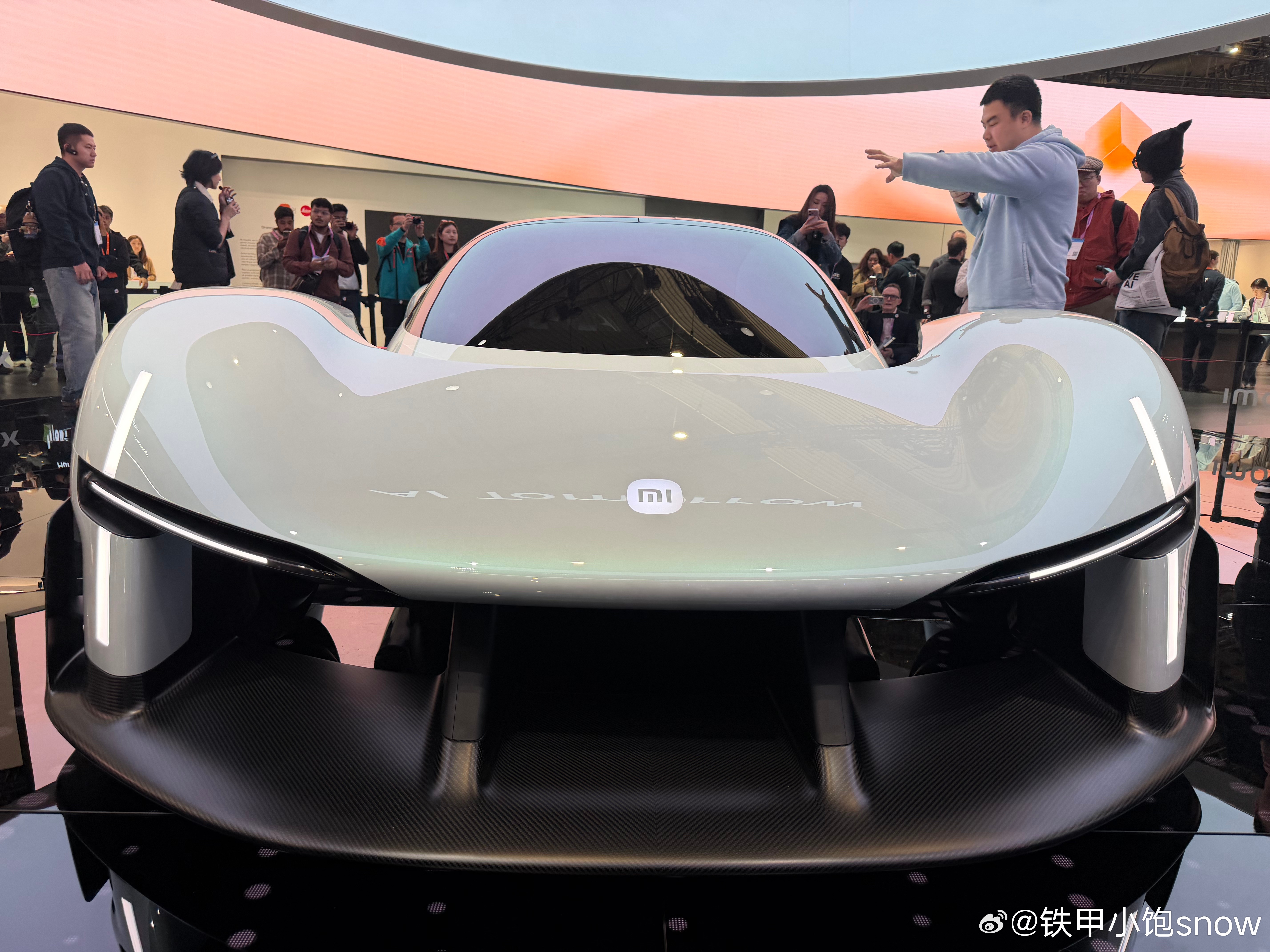 小米VGT让世界看见中国设计 复盘了下MWC上小米发布的那台Vision GT。