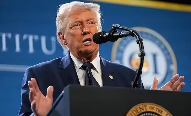 伊朗迎来援兵？又一大国要下场参战，以色列气急，特朗普宣布结束！ 日前，特朗普公开