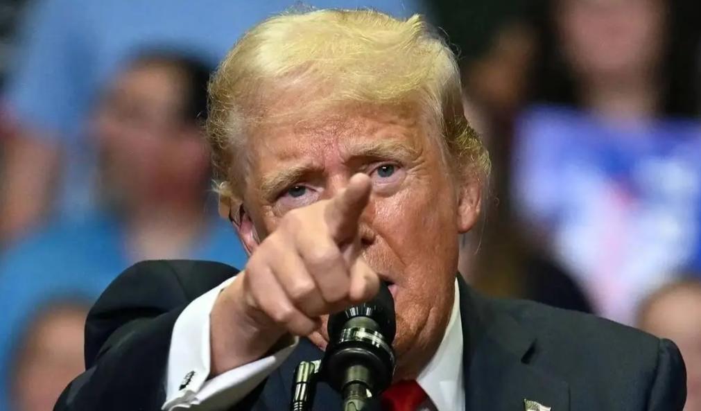 特朗普在“真相社交”上发了篇帖子，谈起中国和加拿大的关系，他的话一出，立马引起了