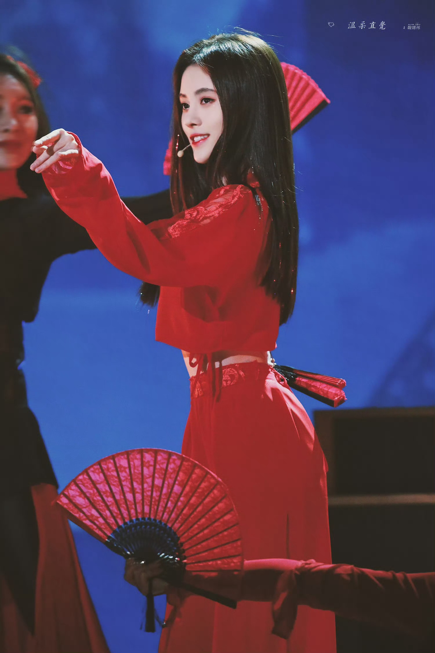 jjy鞠婧祎jjy鞠婧祎阿黛思念快溢出屏幕了 我的大明星 我们该见一面了