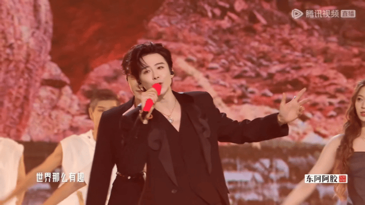 刘宇宁述职也要唱歌2025鹅综年度述职 笑不活了家人们！刘宇宁述职直接变成个人演