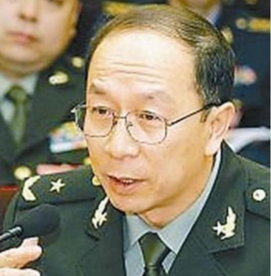 美专家放言：“一旦中国收复台湾，可冻结中国在海外的3.2万亿资产！”对此，金一南