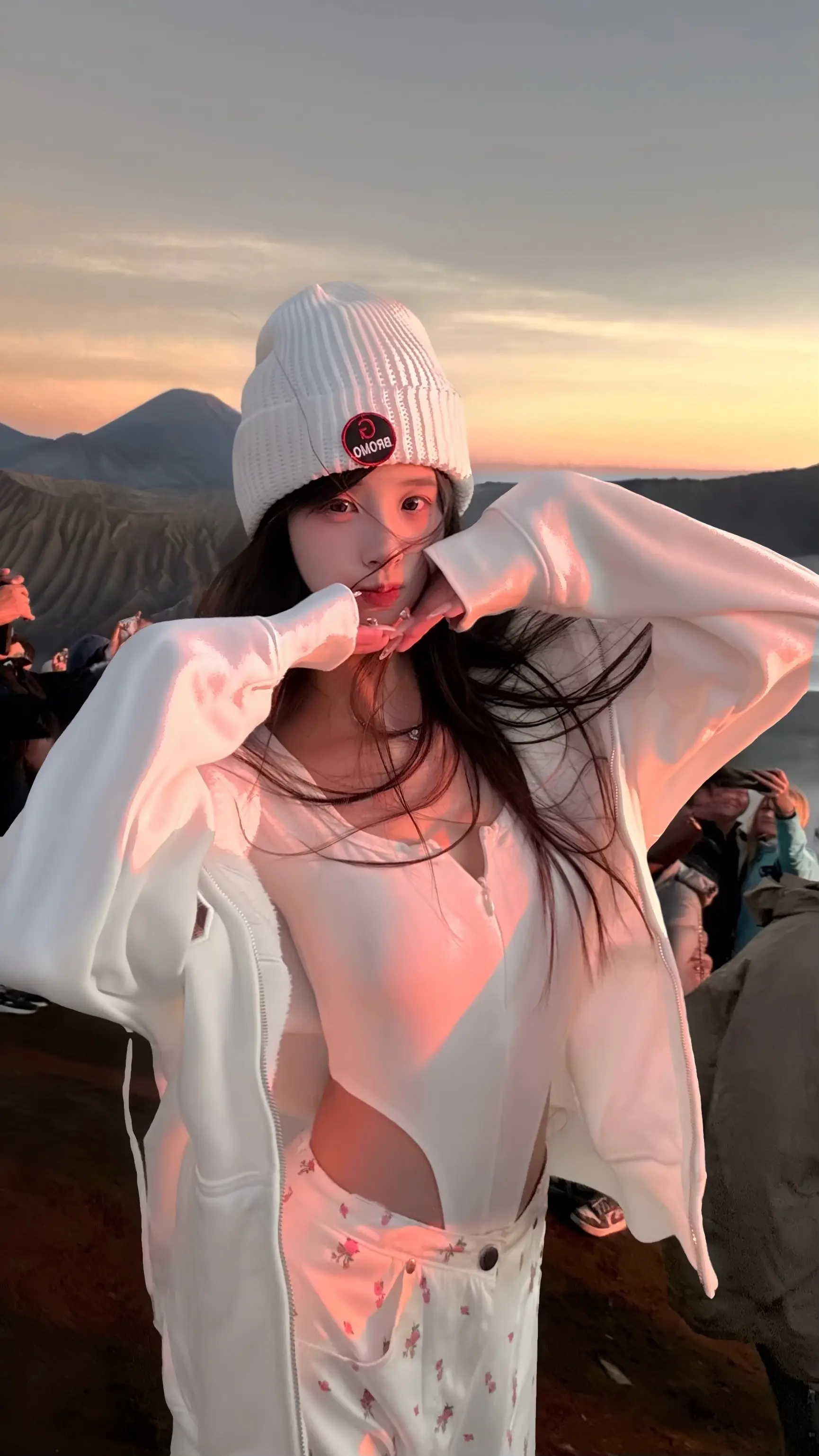 🌋𝑩𝒓𝒐𝒎𝒐.终于来到了孤独星球封面