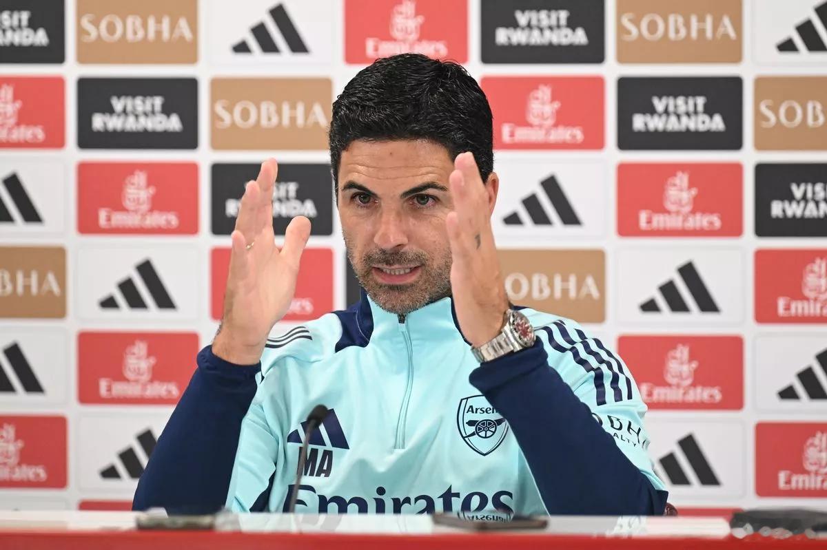 阿森纳 我们来看看今天赛前发布会阿尔特塔的一个回答。记者：如果你是一支希望英超夺