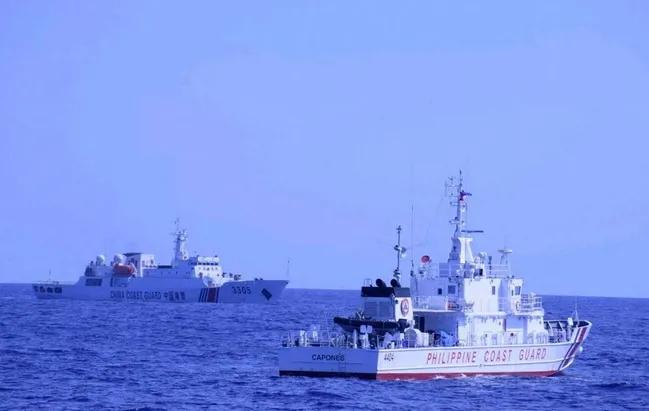 中菲南海打响第一枪？菲律宾炮艇强闯黄岩岛，这一次中方没有手软

自从有了美国撑腰