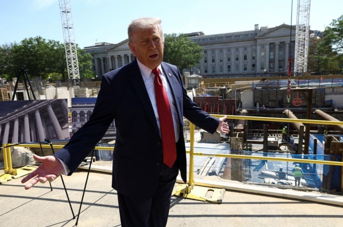 特朗普家族被豁免永久禁止国税局审计！
这哪是和解，分明是美国史上最离谱的 “税务