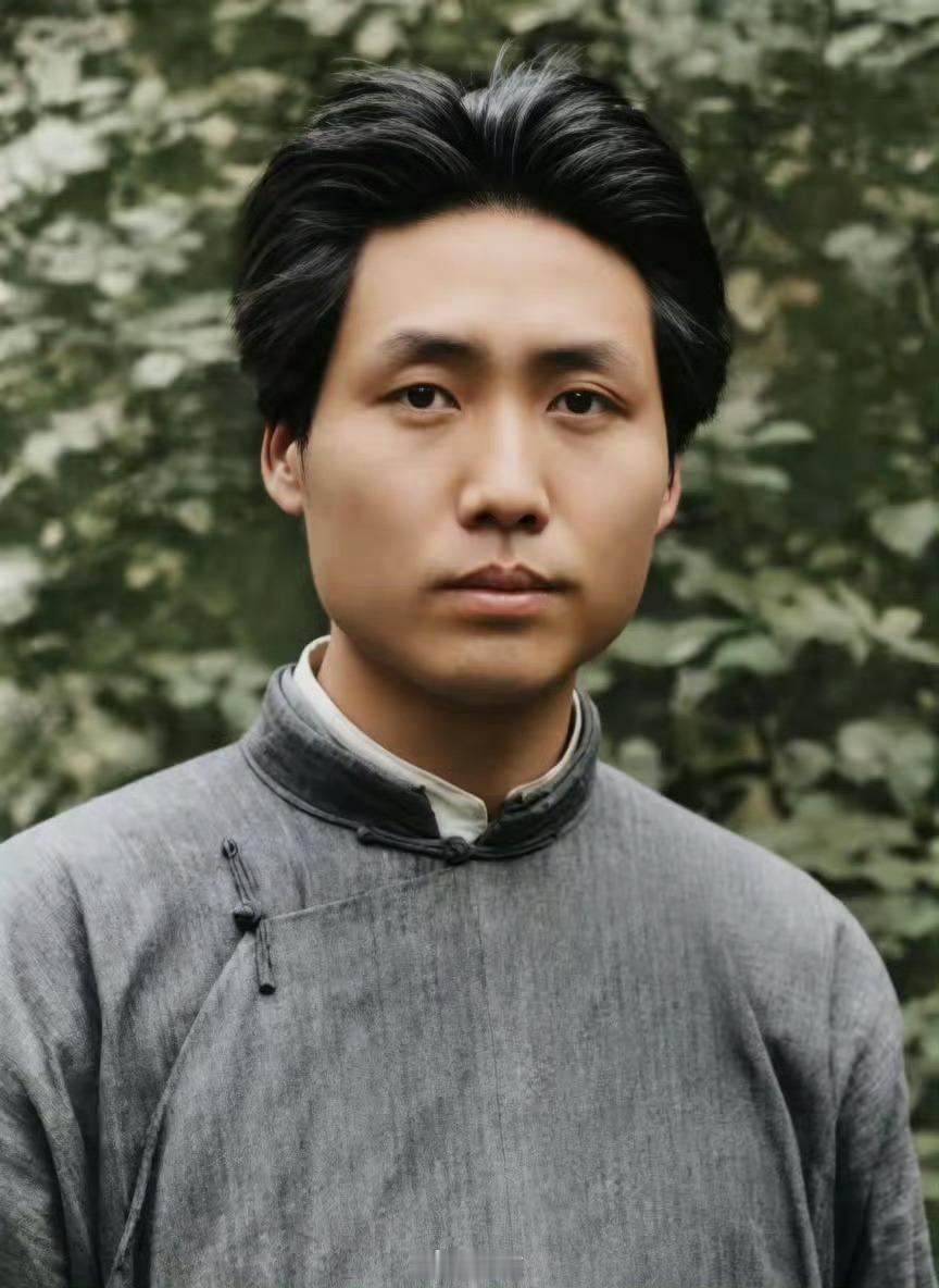 青年时期的毛主席（AI高清修复照