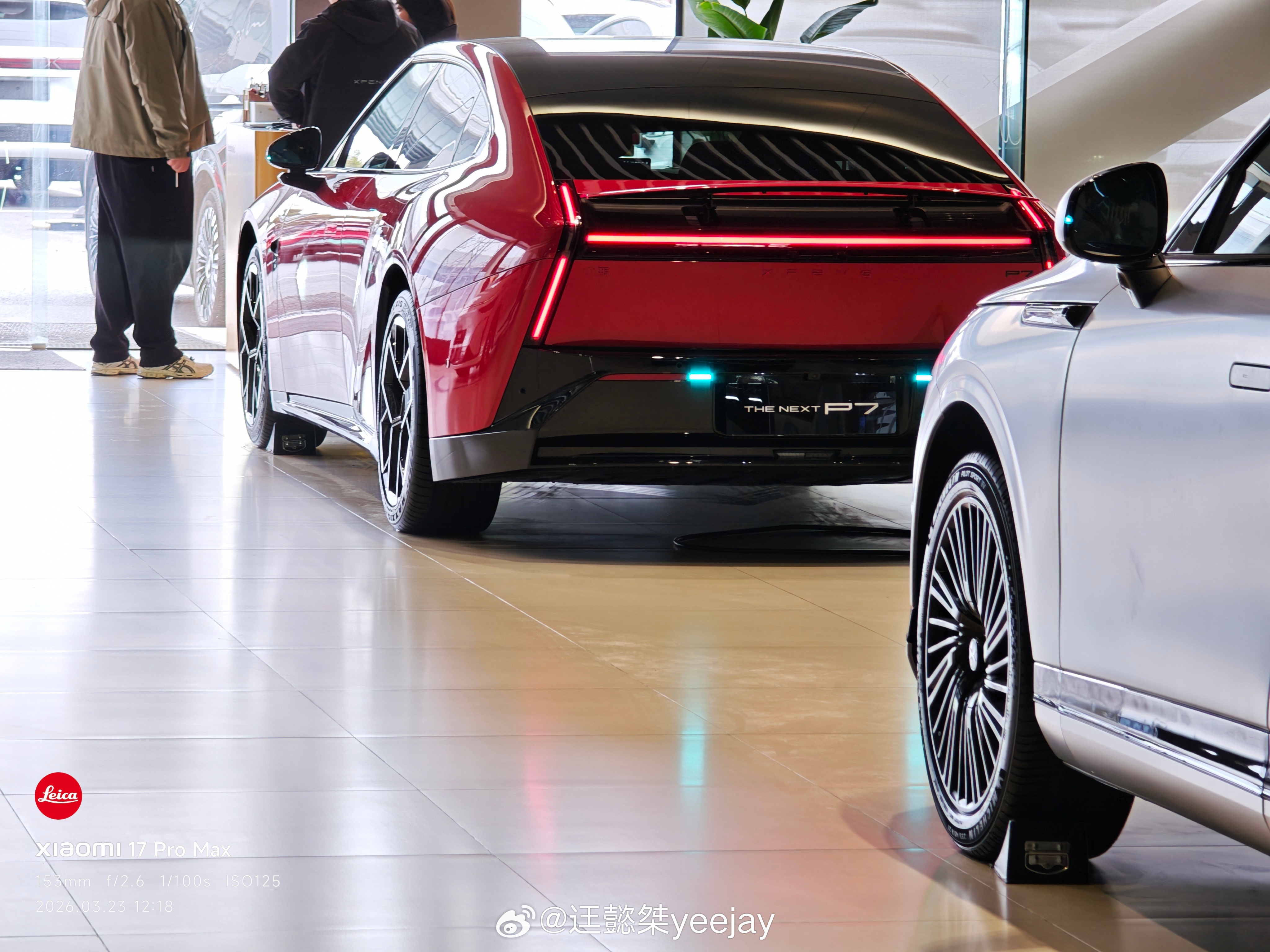 P7的红色还可以 