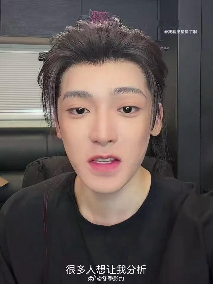 侯明昊直播拆解无台词演技直播间干货输出太惊艳，侯明昊拆解和对手的无声博弈戏份，全