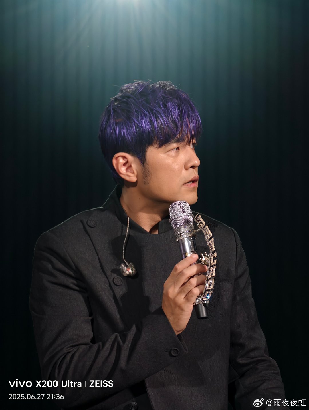 看周杰伦演唱会被豪横京爷包场KTV周杰伦演唱会豪横京爷硬核应援6月26日鸟巢散场