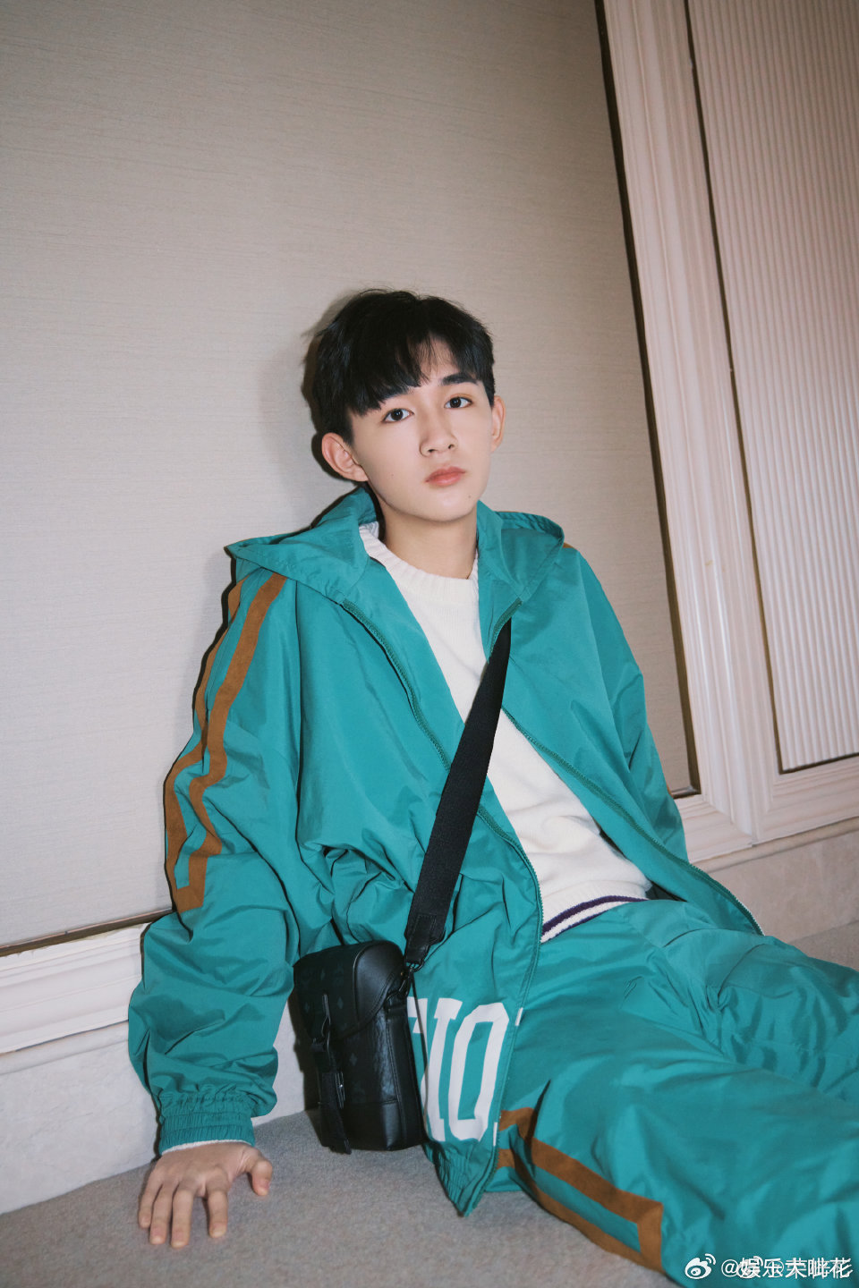 曝荣梓杉注册时代峰峻高会荣梓杉注册了时代峰峻高会 荣梓杉注册了时代峰峻高会？是盗