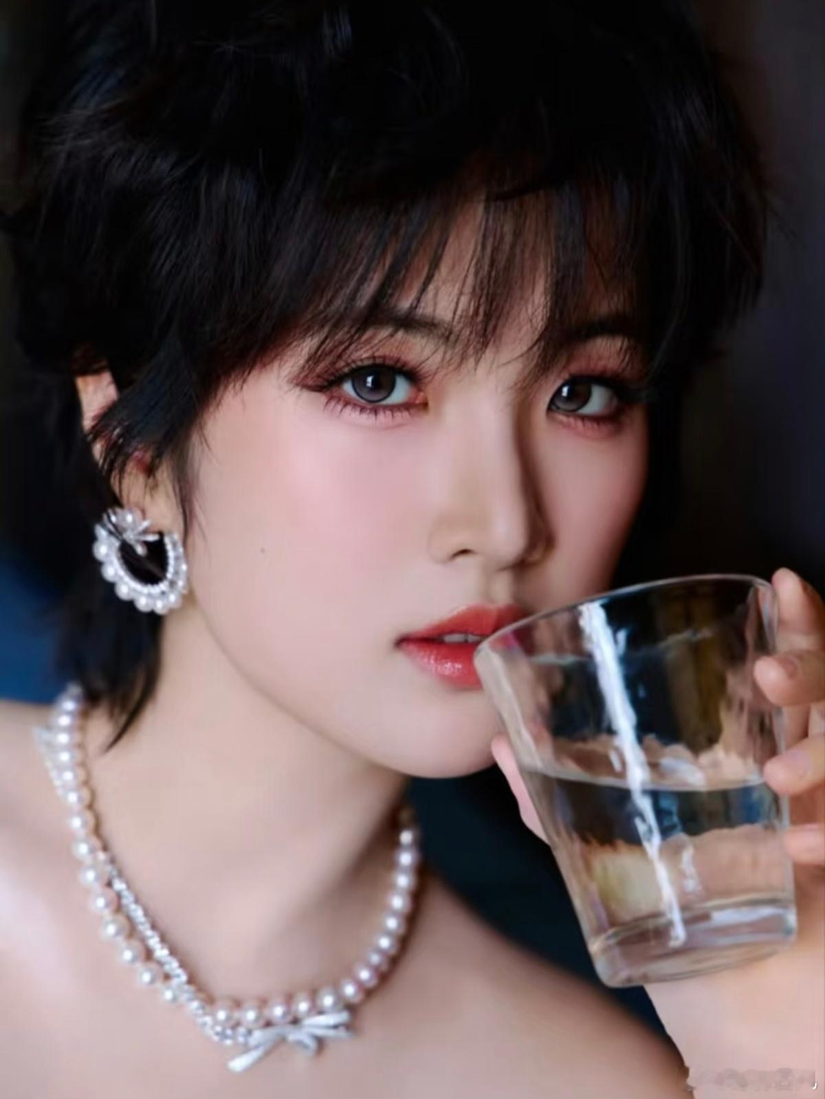 姚安娜：被美到了，丝稠珍珠的顶级光泽感！ ​​​