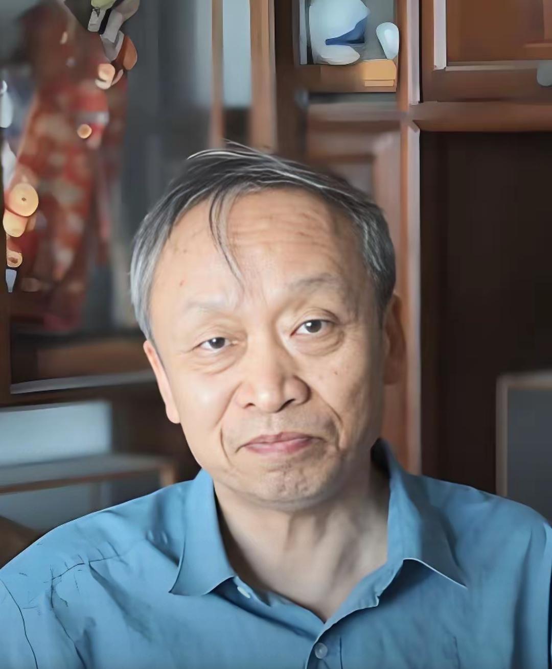 名校出身不等于人生稳赢，年轻人一定要警惕“王小东式困境”，再好的起点，躺平不学习