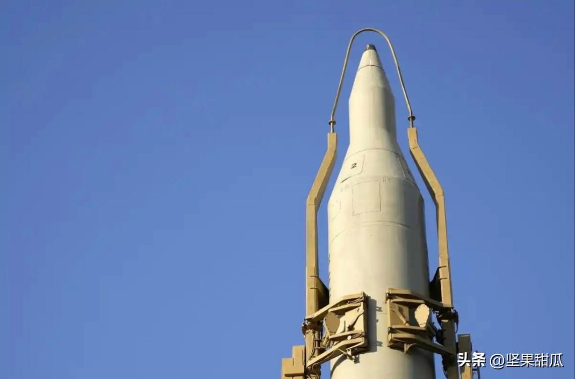 黎巴嫩真主党，以色列媒体称入夜北部基里亚特什莫纳及周边地区已探测到火箭弹和导弹袭