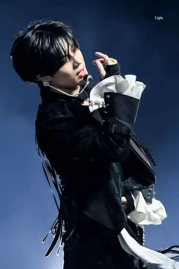 李泰民澳门演唱会唱跳开大了   澳门的粉丝们，准备好迎接泰民的到来吗？1月4日，