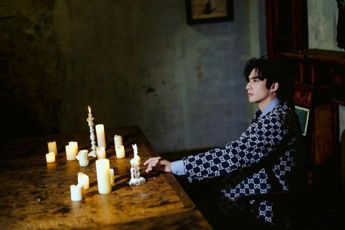 宋威龙穿搭 宋威龙这穿搭实力不容小觑！林屿森在剧里的多层次穿搭时尚感爆棚，私服又