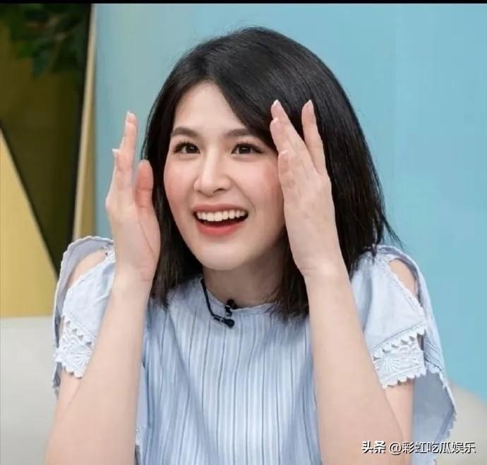 42岁曾沛慈宣布退出浪姐四公舞台，因为她声带严重红肿医生说可能会永久损失，她不得