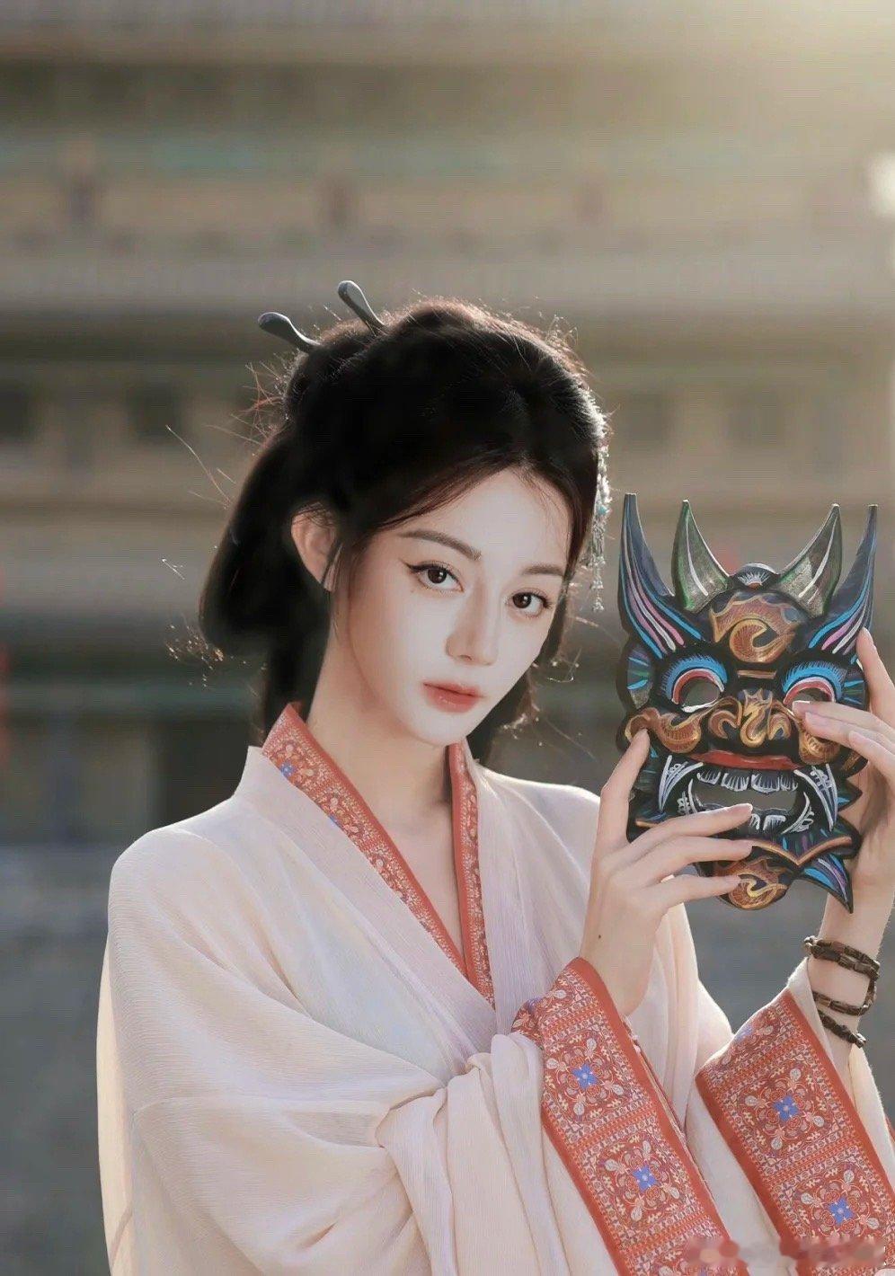 迪丽热巴这个妆容好假啊 ​​​