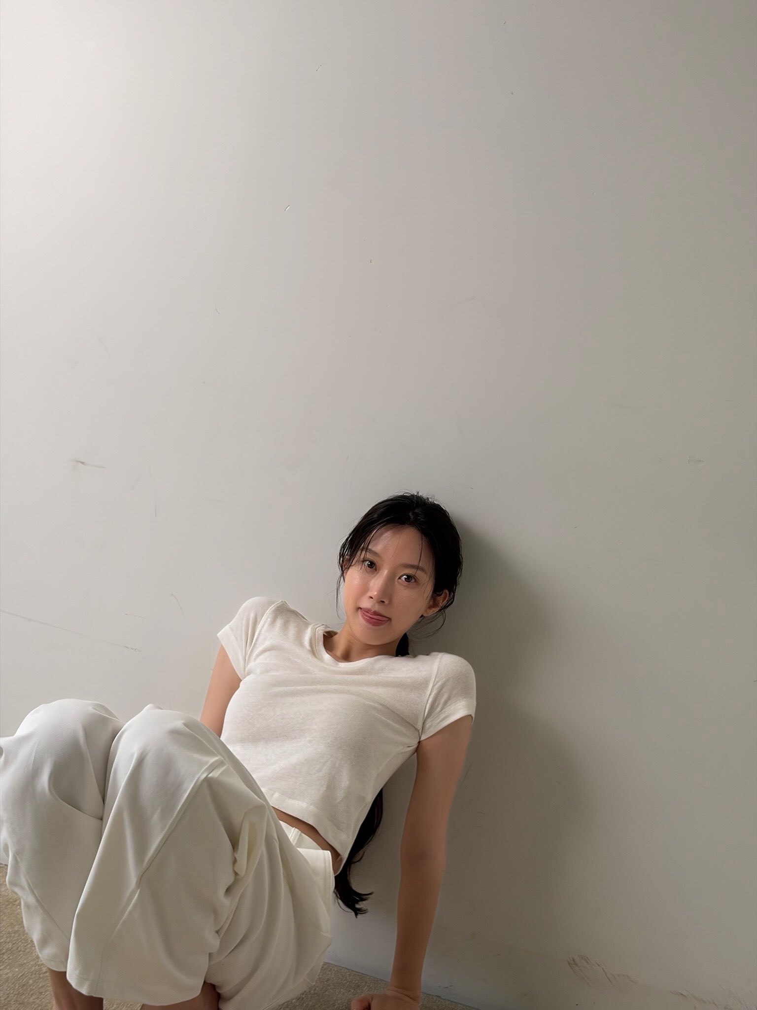 文佳煐 INS更新🖤🤍 