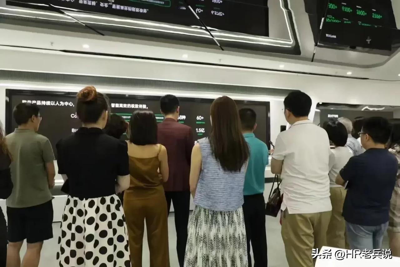 面试通过的候选人因表明收入证明只能提供银行流水，不方便提供个税App，HR总监: