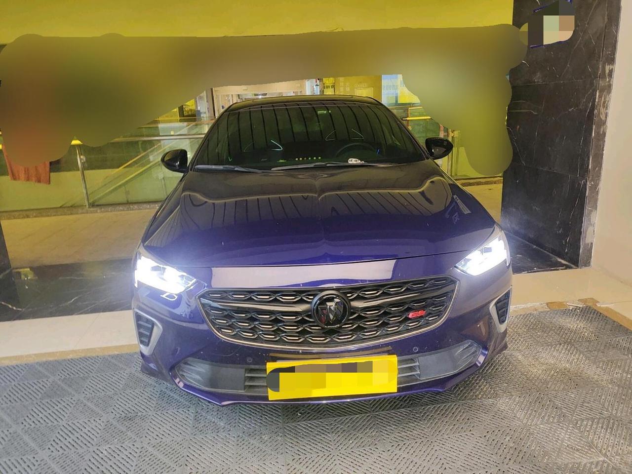 开了五年的君威，跟新车一个价，但我依旧愿意买！
前两天帮粉丝验了一台别克君威，2