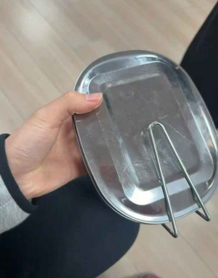 我也想吃王鹤棣哥哥做的超好吃盒饭（还好我听劝改票了哈哈哈哈哈 