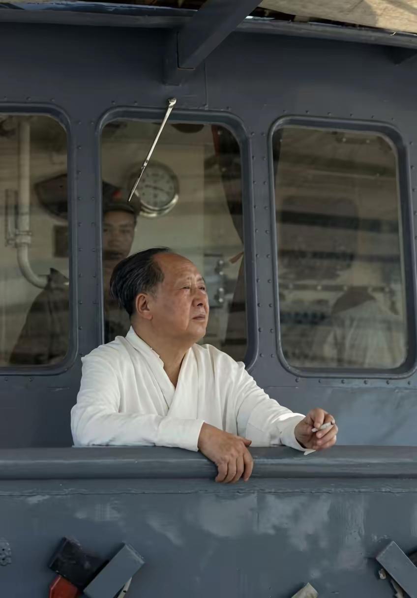 历史的星空。依法治国。2015年的第8次特赦，2019年的第9次特赦。1975年
