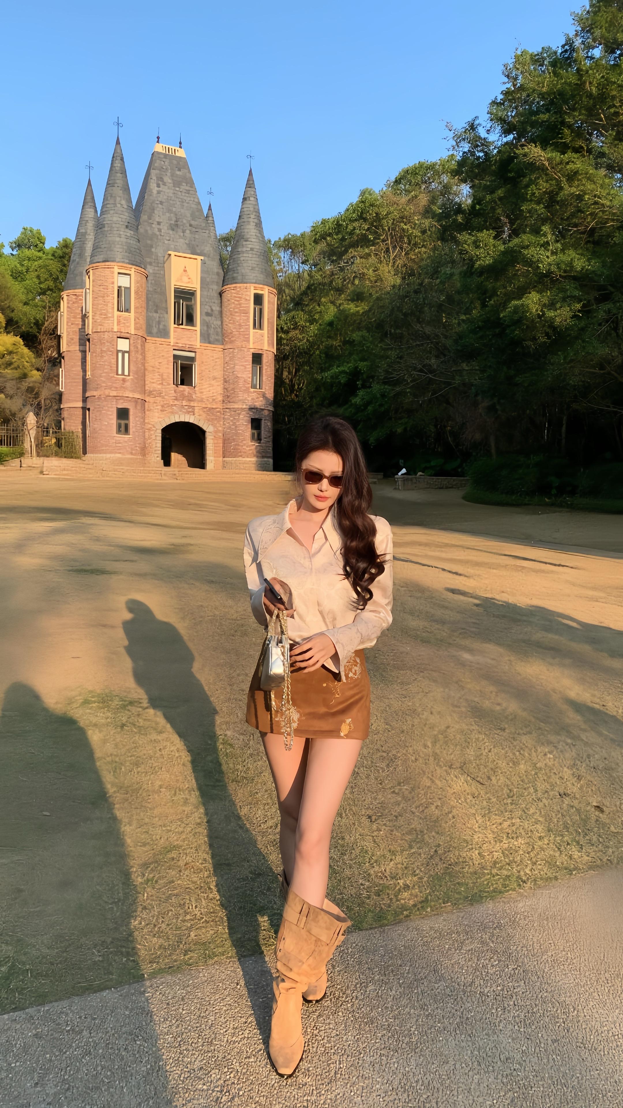 春会来 事会顺 人会好 花会开 风会暖 路会平 运会旺 🧧会来