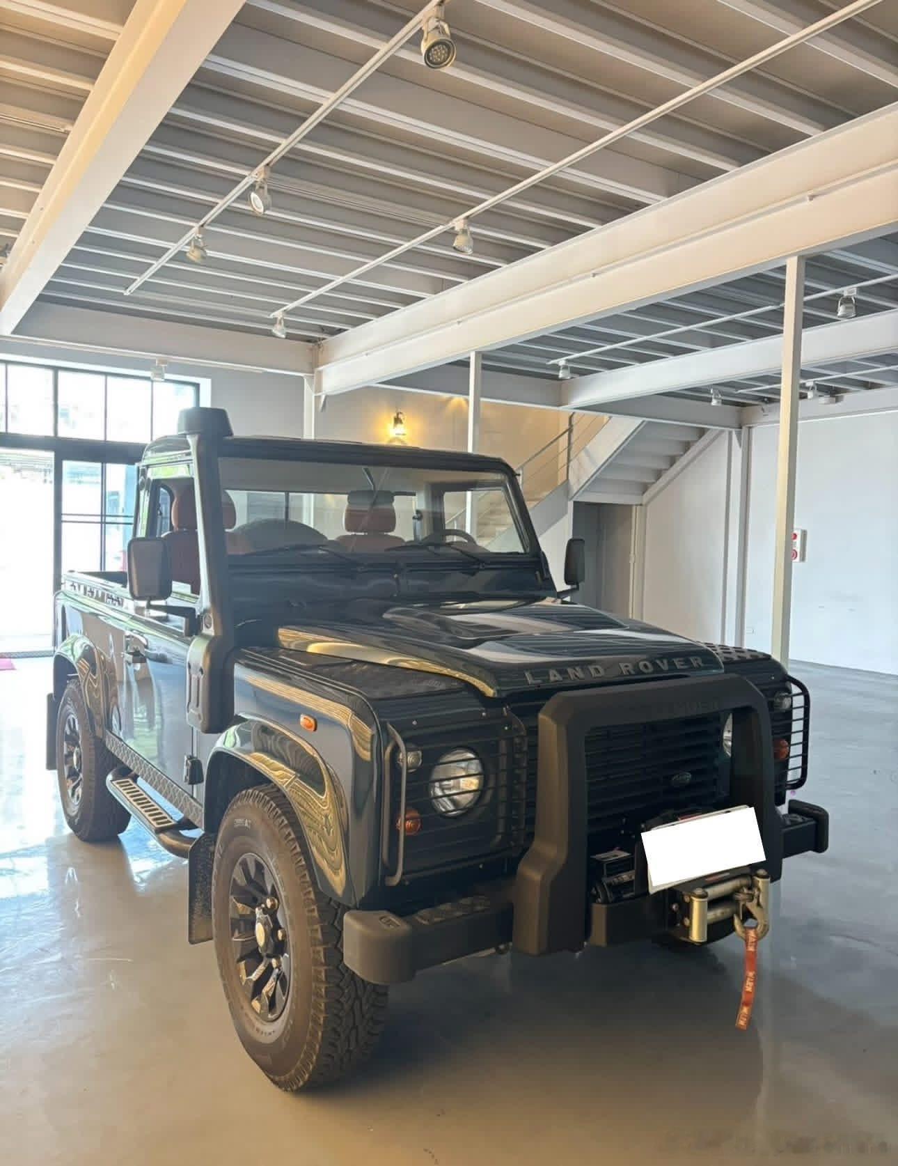 台湾老车 Land Rover Defender 90 Pick-Up 